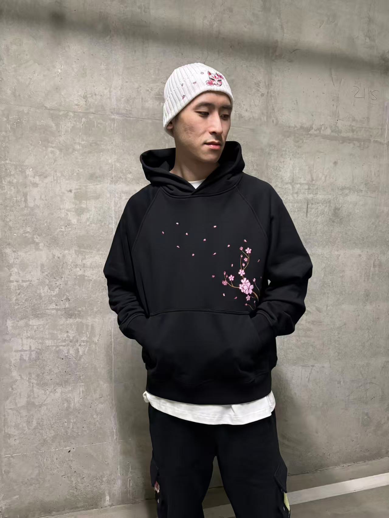 Embroidered Nine Tailed Fox Under the Full Moon Hoodie (Oversized) - Black